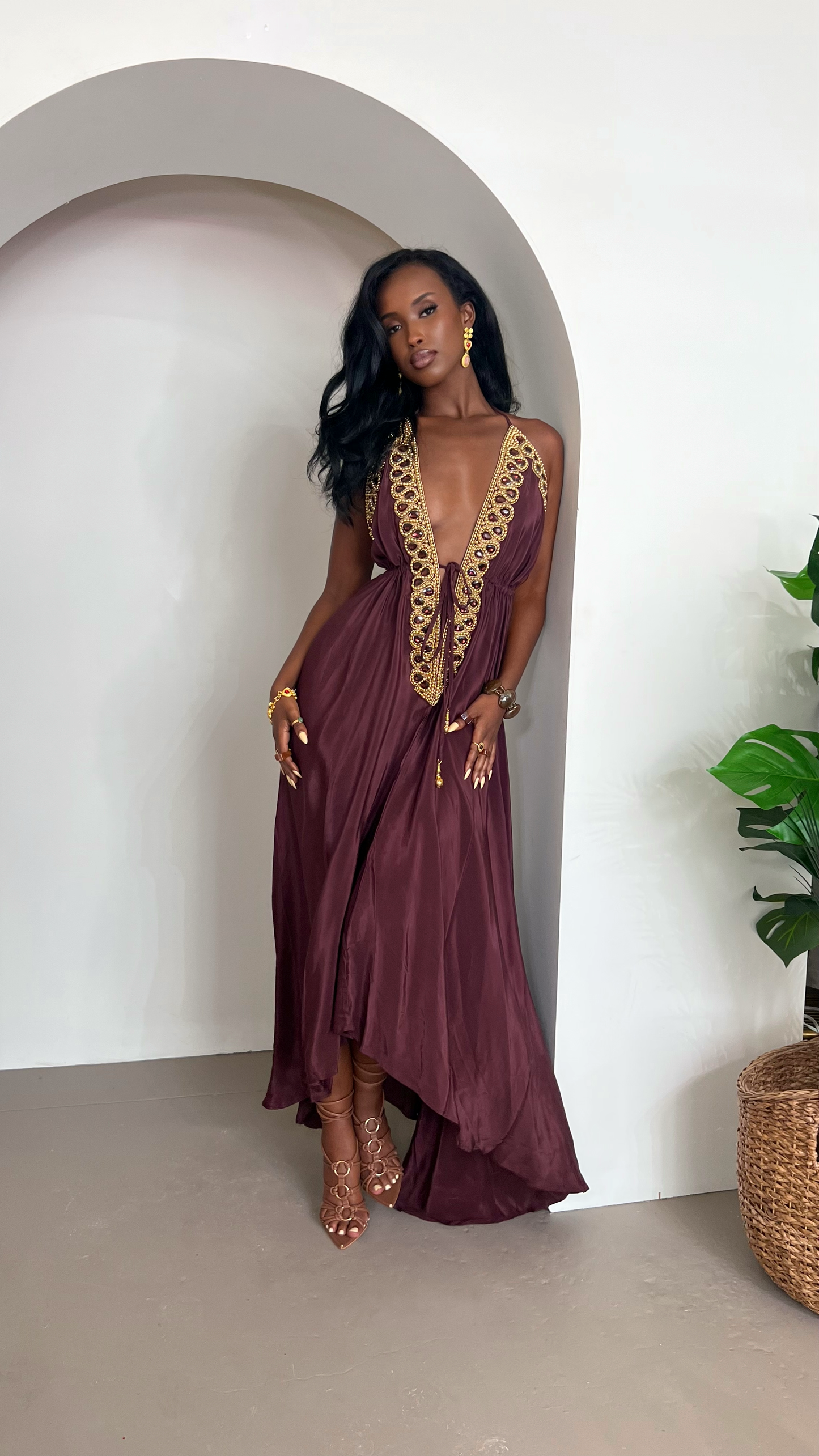 Vittoria Dress - Brown- Preorder Vittoria Dress - Brown- Preorder