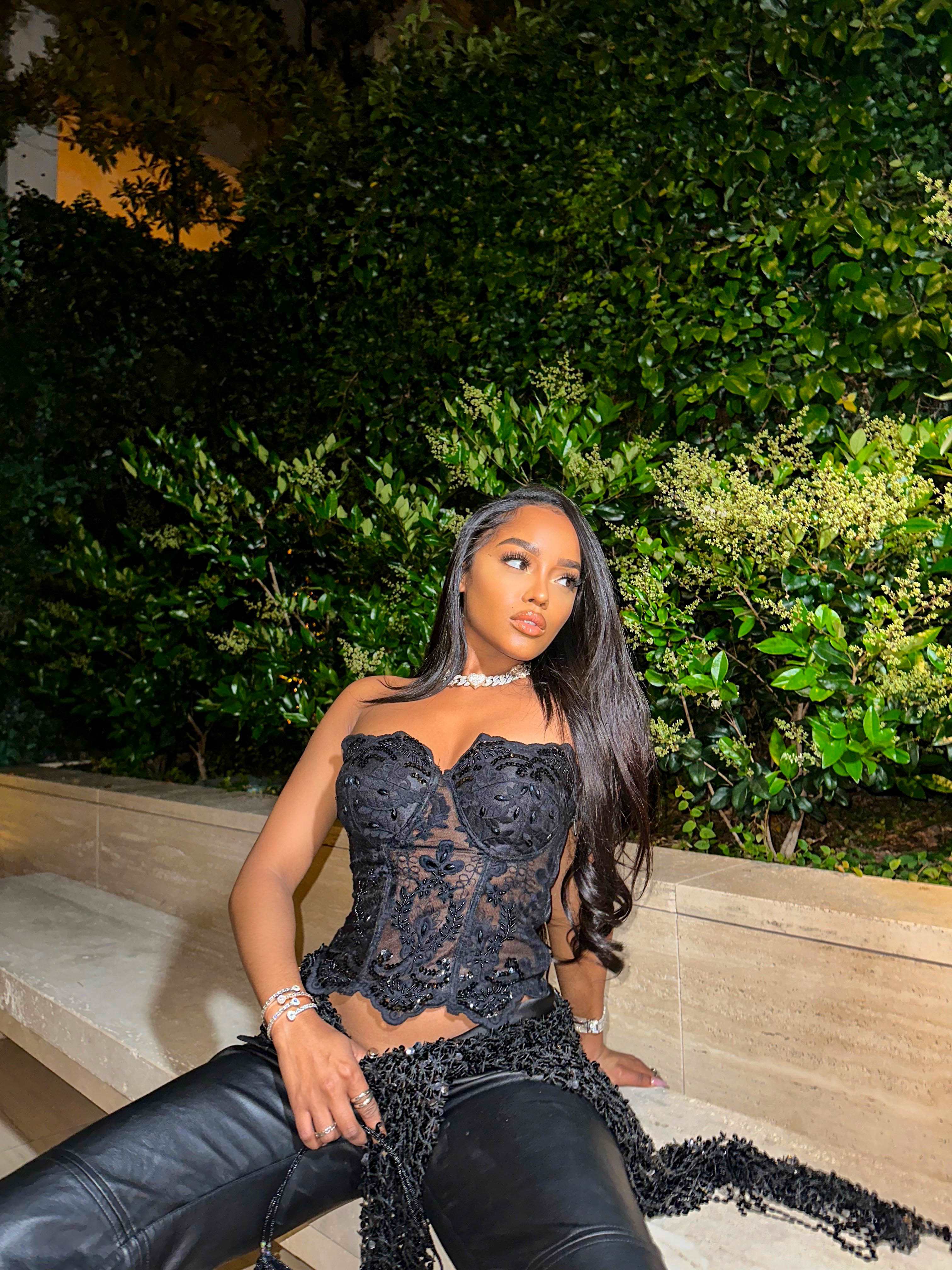Aria Lace Top Sort